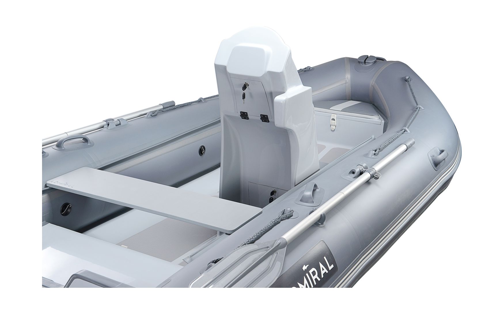 Катер риб буревестник 630. Лодка риб 450. Адмирал rib 410 с консолью. Лодка риб бриг. Риб буревестник 630.